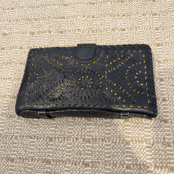 Cleobella Black Clutch - Picture 3 of 7